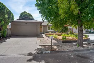 1824 Fenwick Pl, Santa Rosa, CA 95401 - Photo 2