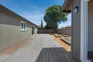 1824 Fenwick Pl, Santa Rosa, CA 95401 - Photo 20