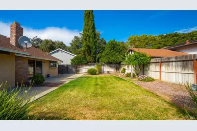 848 Arbor Oaks Drive, Vacaville, CA 95687 - Photo 32