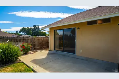 848 Arbor Oaks Drive, Vacaville, CA 95687 - Photo 34
