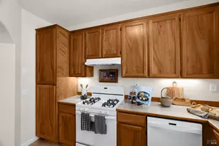 1736 Cork Tree Ln, Santa Rosa, CA 95404 - Photo 8