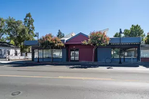509 S State St, Ukiah, CA 95482 - Photo 2