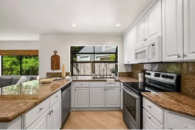 5 Creekside Drive, San Rafael, CA 94903 - Photo 24