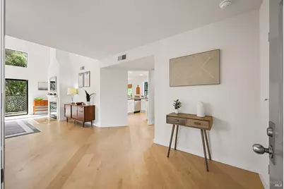 5 Creekside Drive, San Rafael, CA 94903 - Photo 4