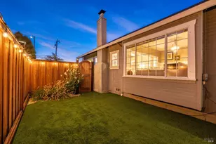1800 Walnut Creek Dr, Santa Rosa, CA 95403 - Photo 4