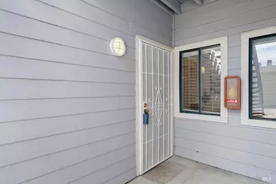 1201 Glen Cove Parkway #1702, Vallejo, CA 94591 - Photo 2