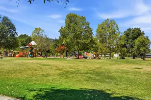 465 Riesling St, Cloverdale, CA 95425 - Photo 16