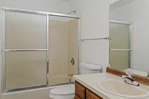 101 Constitution Ave, Vacaville, CA 95687 - Photo 20