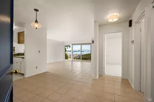 124 Eden Roc Rd, Sausalito, CA 94965 - Photo 4