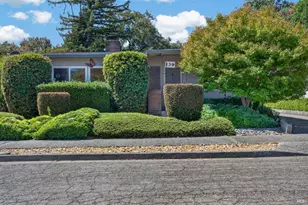 139 Las Colinas Dr, Cloverdale, CA 95425 - Photo 1