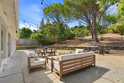 18 Terra Linda Drive, San Rafael, CA 94903 - Photo 16