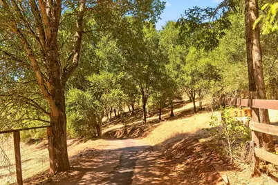318 Crystal Springs Road, Saint Helena, CA 94574 - Photo 16