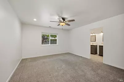 19527 Stonegate Road, Hidden Valley Lake, CA 95467 - Photo 24