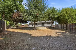 19527 Stonegate Rd, Hidden Valley Lake, CA 95467 - Photo 34