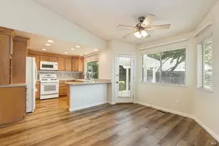 1029 Hampshire Ln, Windsor, CA 95492 - Photo 14