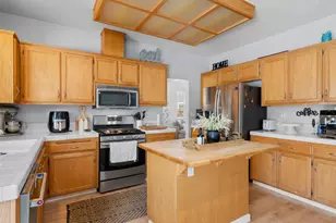 885 Kells Cir, Vacaville, CA 95688 - Photo 16