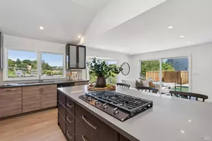211 Fairway Dr, Novato, CA 94949 - Photo 14