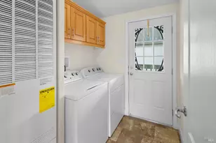 105 Redwing Dr, Santa Rosa, CA 95409 - Photo 18