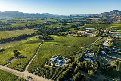 1095 Hardman Avenue, Napa, CA 94558 - Photo 2