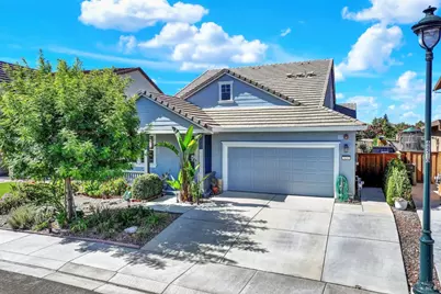 426 Crimson Circle, Vacaville, CA 95687 - Photo 1