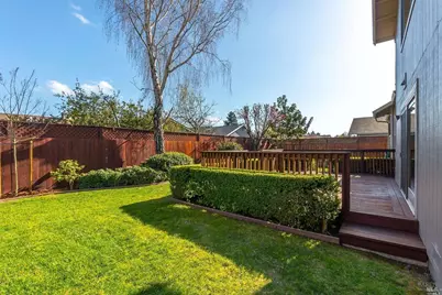 2246 Aaron Court, Petaluma, CA 94954 - Photo 6