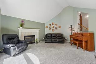 4740 Montgomery Ln, Santa Rosa, CA 95409 - Photo 8