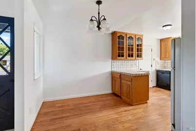 922 Cottonwood Court, Petaluma, CA 94954 - Photo 2
