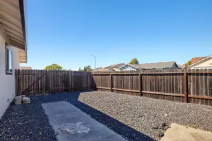 513 Monterey Dr, Suisun City, CA 94585 - Photo 42