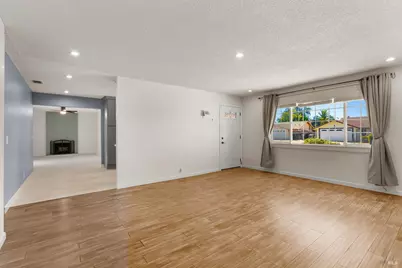 513 Monterey Drive, Suisun City, CA 94585 - Photo 10
