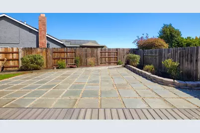 513 Monterey Drive, Suisun City, CA 94585 - Photo 38