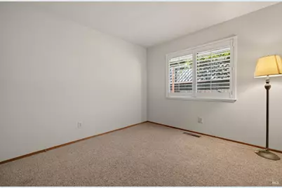 1321 Jennings Park Way, Santa Rosa, CA 95401 - Photo 12