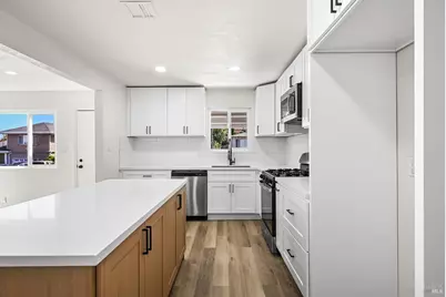 221 Arguello Avenue, Vallejo, CA 94591 - Photo 10