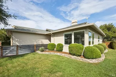 22 Tomahawk Drive, San Anselmo, CA 94960 - Photo 4