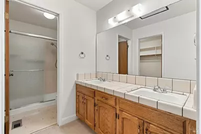 698 Helen Drive, Hollister, CA 95023 - Photo 32