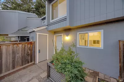 718 Racquet Club Circle, Rohnert Park, CA 94928 - Photo 4