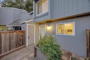 718 Racquet Club Cir, Rohnert Park, CA 94928 - Photo 4