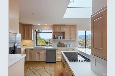11 Saint Bernard Lane, Tiburon, CA 94920 - Photo 8