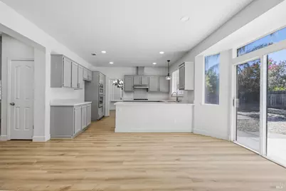 740 Shannon Drive, Vacaville, CA 95688 - Photo 34