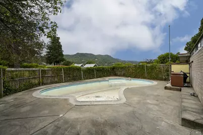 256 Mount Shasta Drive, San Rafael, CA 94903 - Photo 36