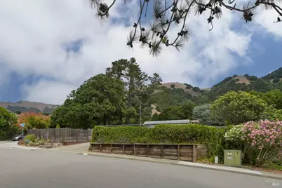 256 Mount Shasta Drive, San Rafael, CA 94903 - Photo 4