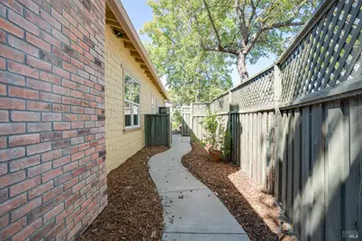 48 Catania Lane, Napa, CA 94558 - Photo 36
