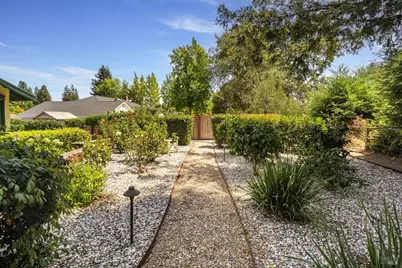 1660 Sylvaner Avenue, Saint Helena, CA 94574 - Photo 48