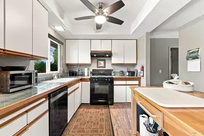 2 Autumn Leaf Place, Santa Rosa, CA 95409 - Photo 18