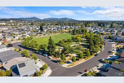 1698 Randon Way, Santa Rosa, CA 95403 - Photo 66
