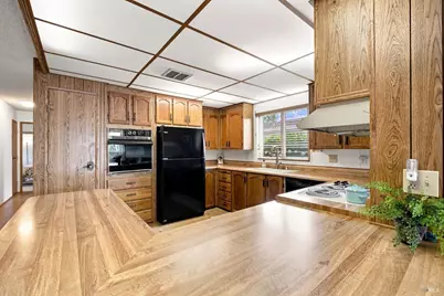 37 Falcon Crest Circle, Napa, CA 94558 - Photo 8