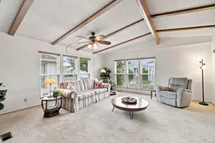 37 Falcon Crest Cir, Napa, CA 94558 - Photo 2