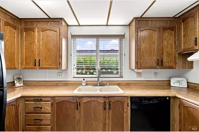 37 Falcon Crest Circle, Napa, CA 94558 - Photo 12