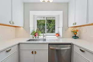 79 Village Cir, San Rafael, CA 94903 - Photo 4