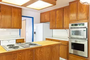 4910 Deerwood Dr, Santa Rosa, CA 95403 - Photo 22