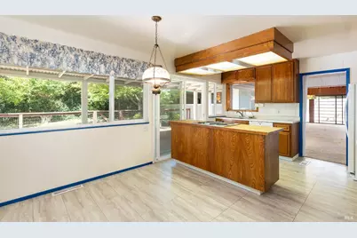 4910 Deerwood Drive, Santa Rosa, CA 95403 - Photo 20
